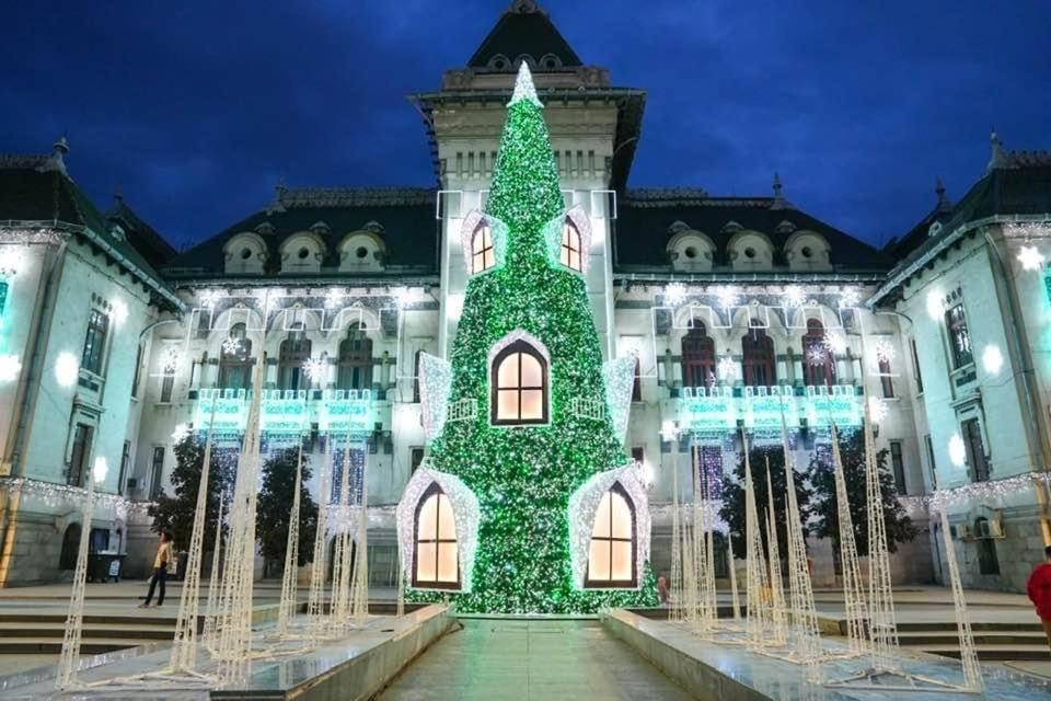 Blue Light Ultracentral Craiova Dış mekan fotoğraf
